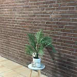 Apartment Gemütliche Monteurswohnungen Voll Möbliert&zentral *