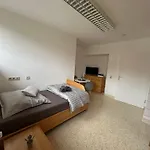 Gemütliche Monteurswohnungen Voll Möbliert&zentral